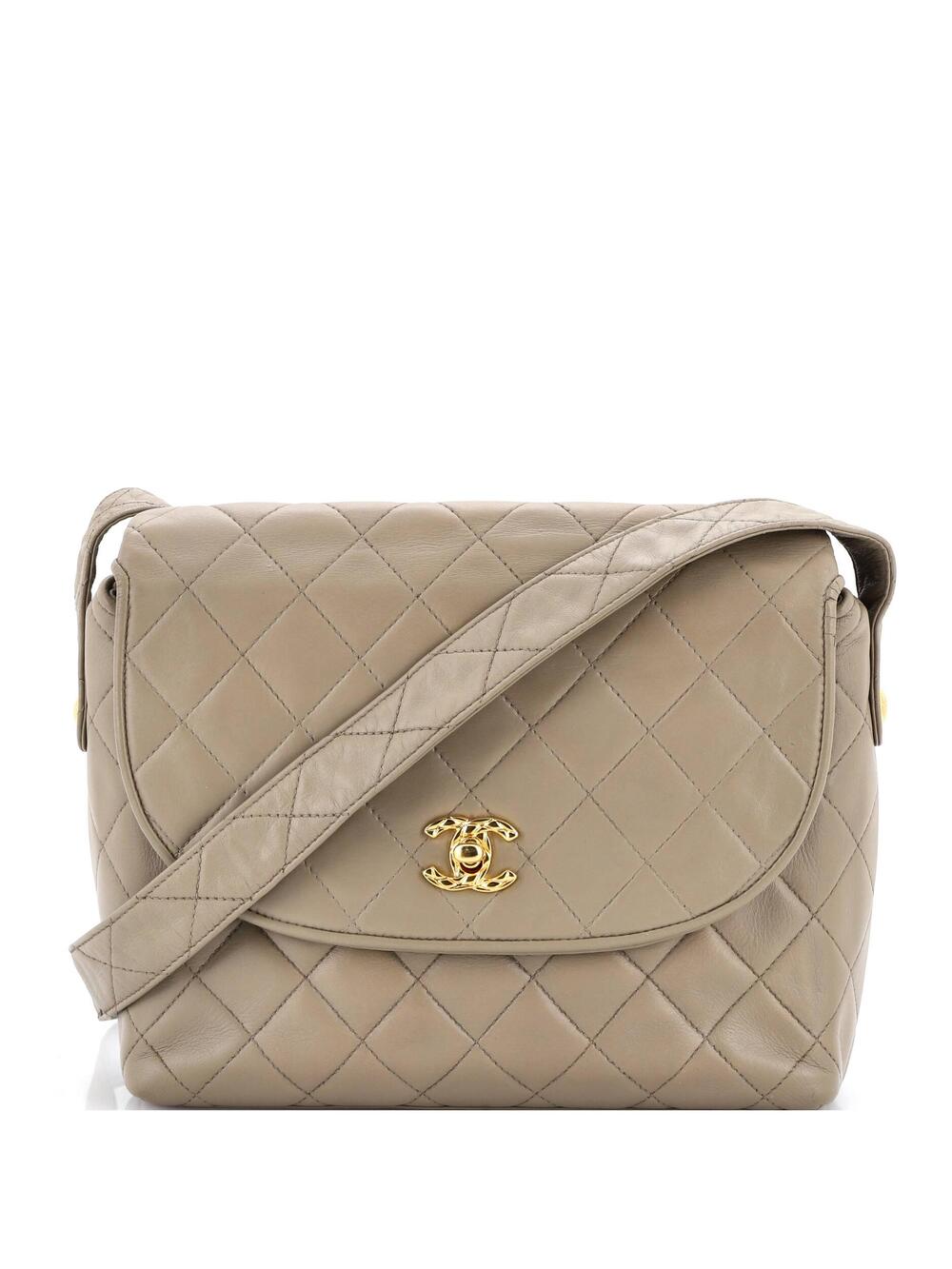 Chanel Vintage Round Flap Shoulder Bag #237484C25B